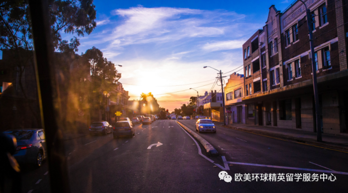 申请澳洲本科留学要准备哪些申请材料