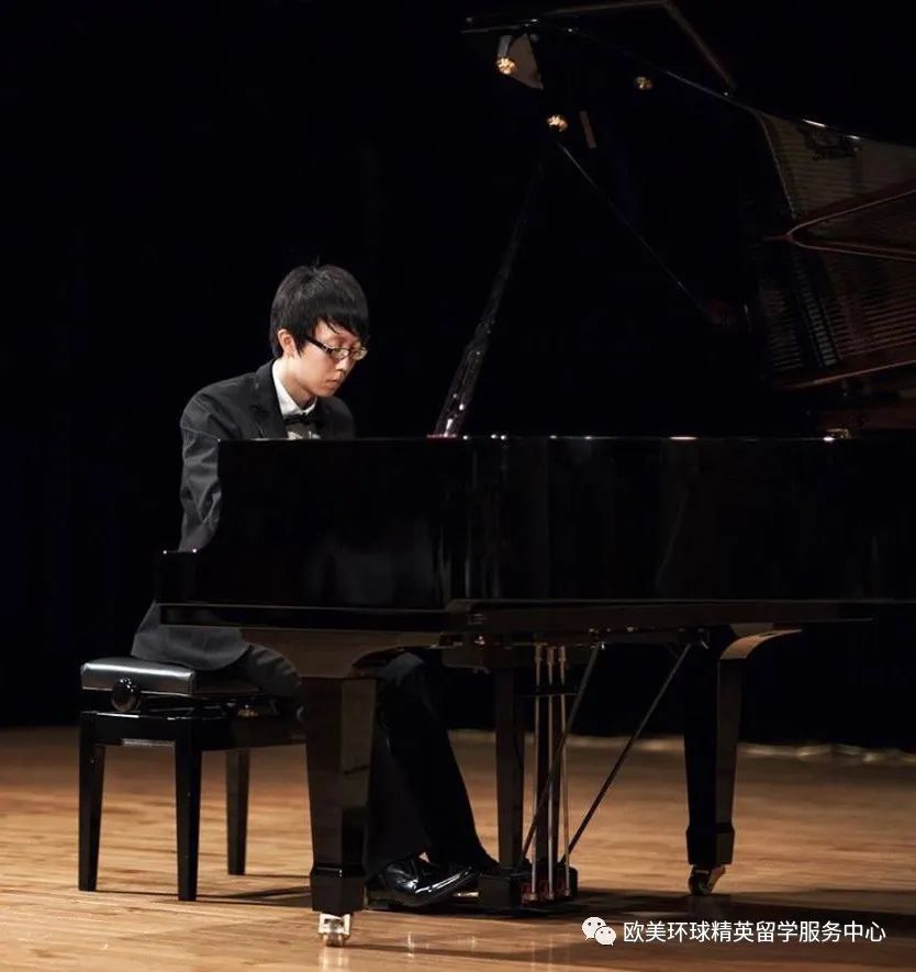 美国高中留学院校艾迪怀德艺术高中课程瞬间 美国高中留学院校艾迪怀德艺术高中课程瞬间