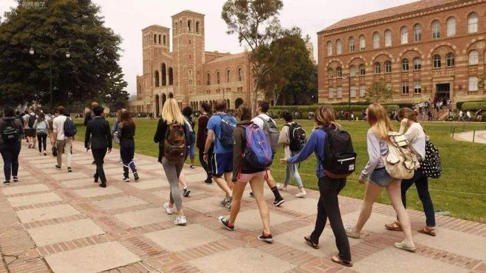 美国留学中介,美国大学护理专业排名