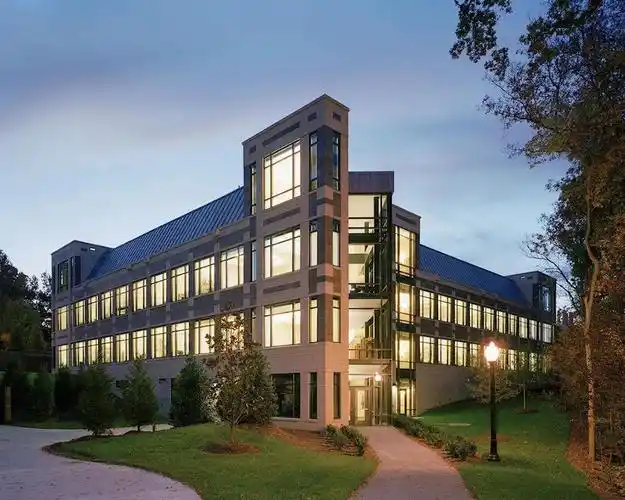 美国留学院校杜克大学申请条件