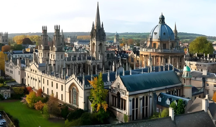 曼彻斯特大学申请条件,英国留学院校