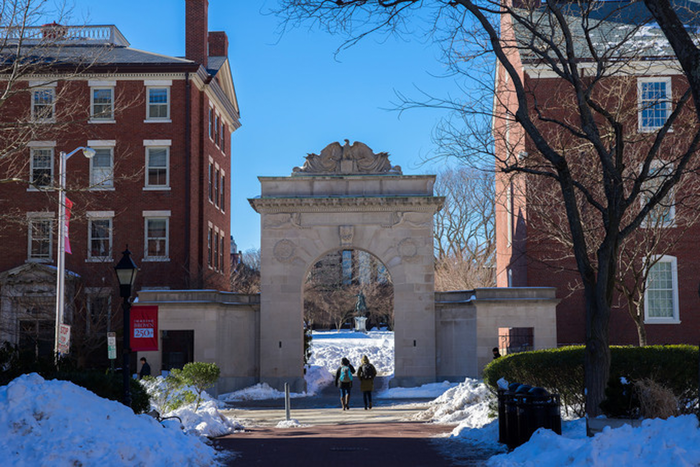 美国留学院校布朗大学申请条件