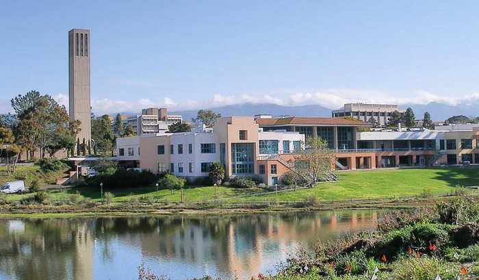 美国留学院校加州大学圣塔芭芭拉分校申请条件