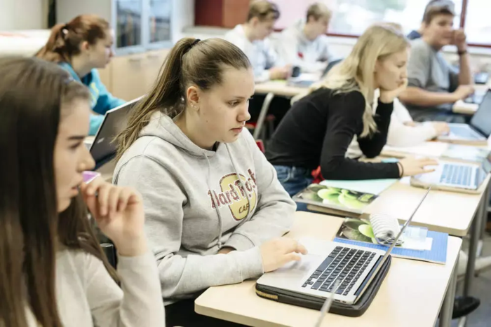 芬兰高中留学申请条件,芬兰高中留学