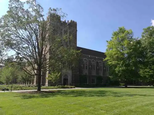 美国留学院校杜克大学申请条件