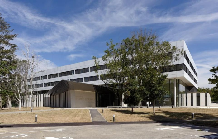 萨里大学专业,萨里大学申请条件
